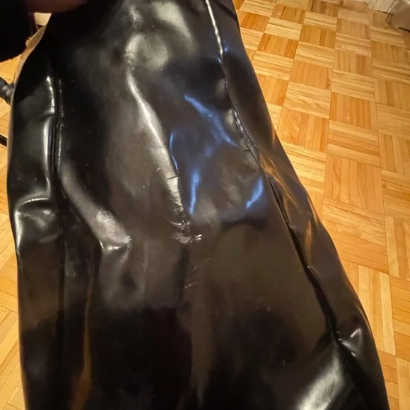 Valentino Garavani Lacca Betty Bow Black tote - Picture 9 of 13